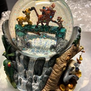 Lion King Musical Snow Globe